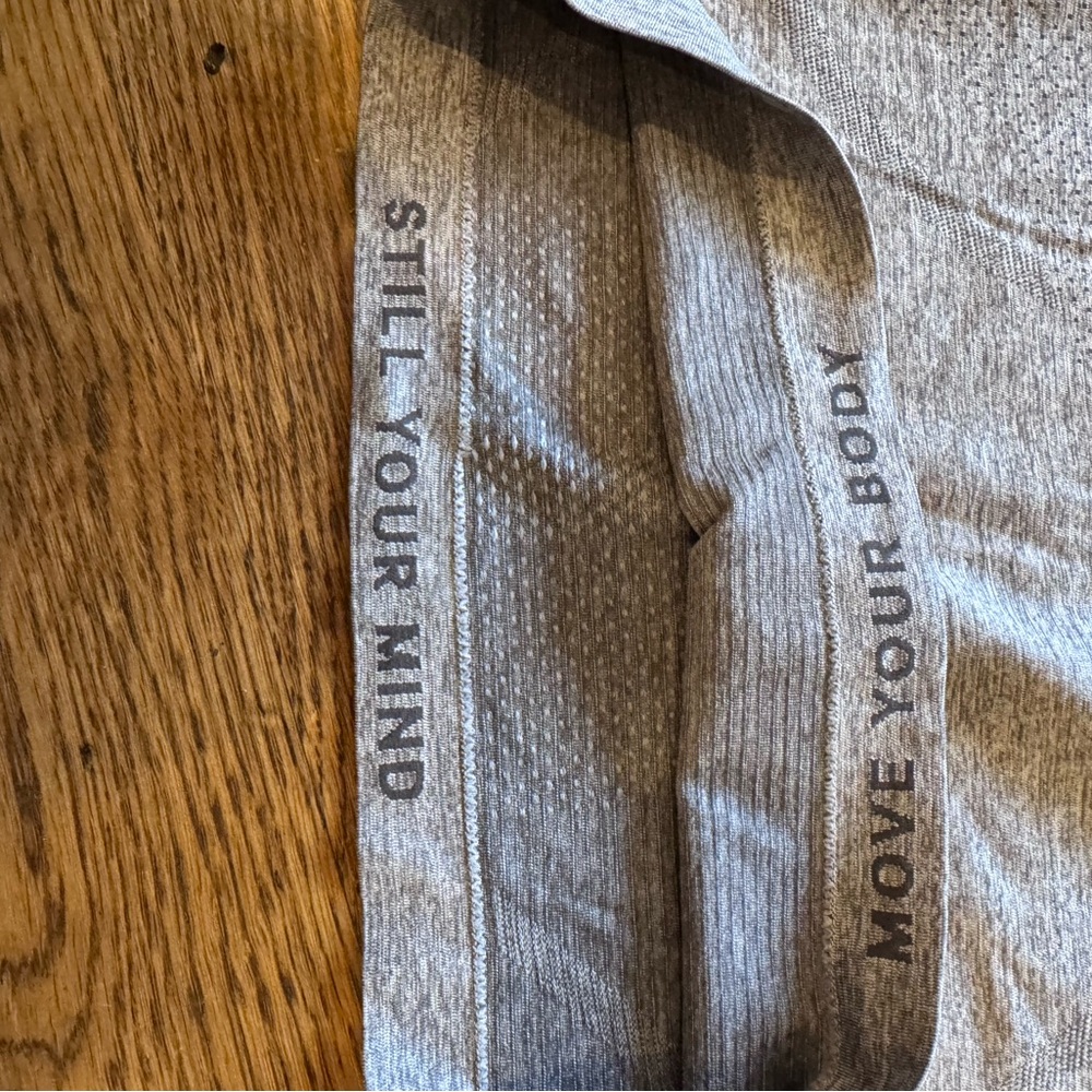 Lululemon Swiftly Tech Long Sleeve Shirt 2.0 Waist Length Size 2 - Picture 4 of 7